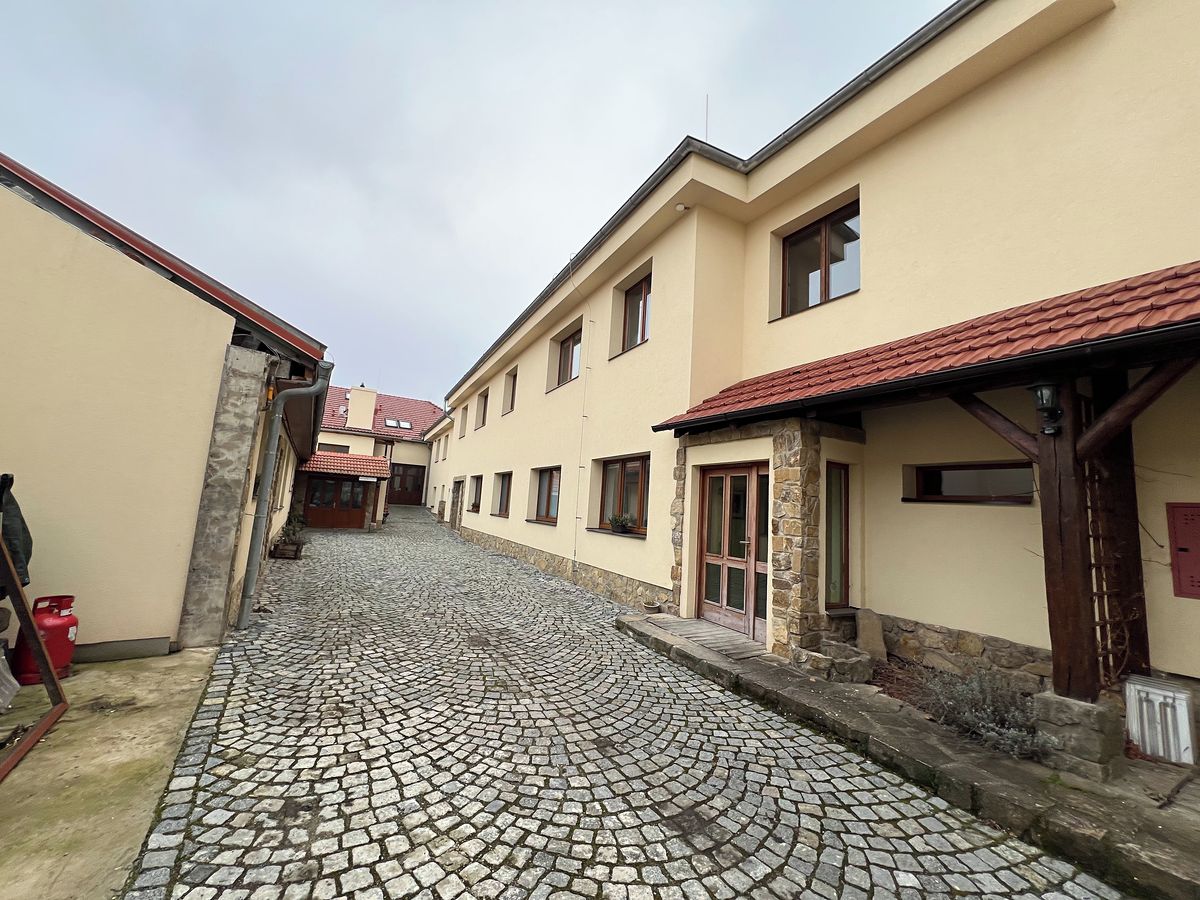Pronájem bytu 4+1 120 m²