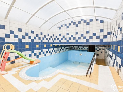 Prodej domu, 345 m² (2 z 30)