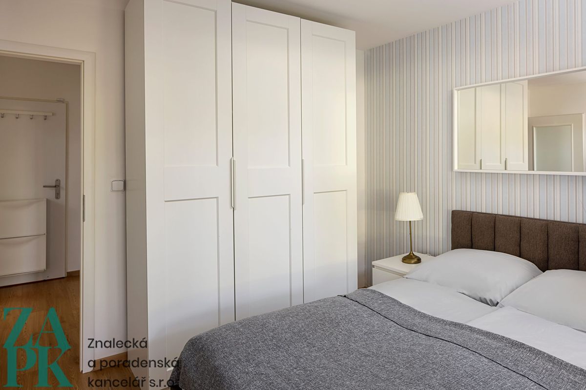 Pronájem bytu 1+kk 26 m² – fotografie 4