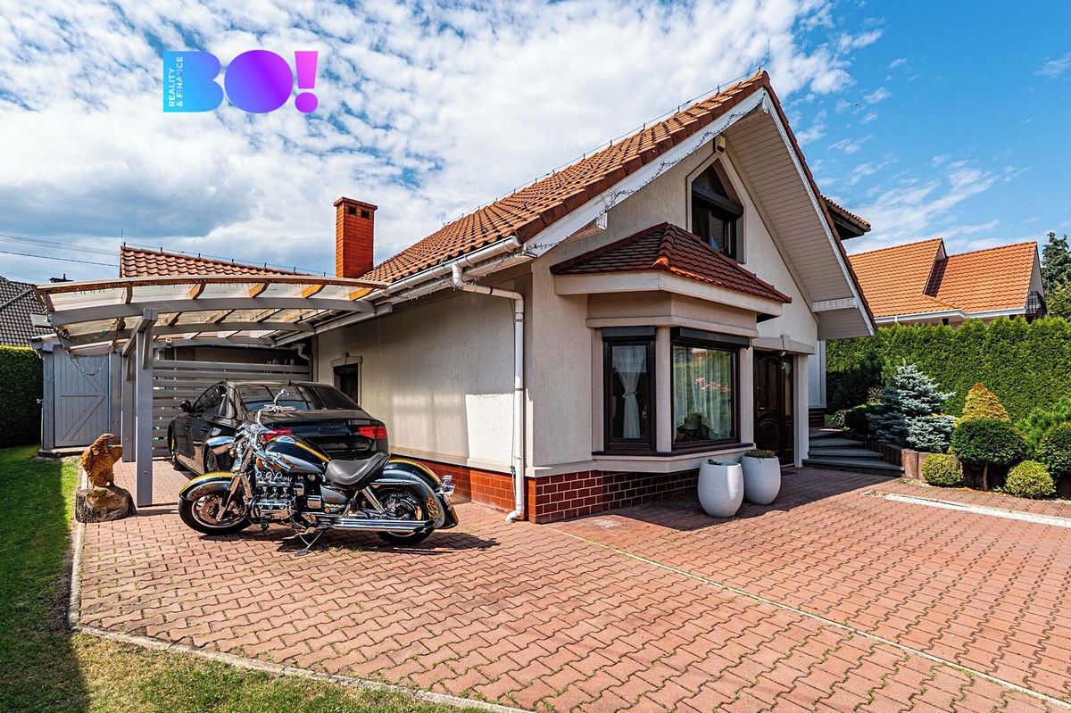 Prodej rodinného domu 150 m², pozemek 660 m² – fotografie 2
