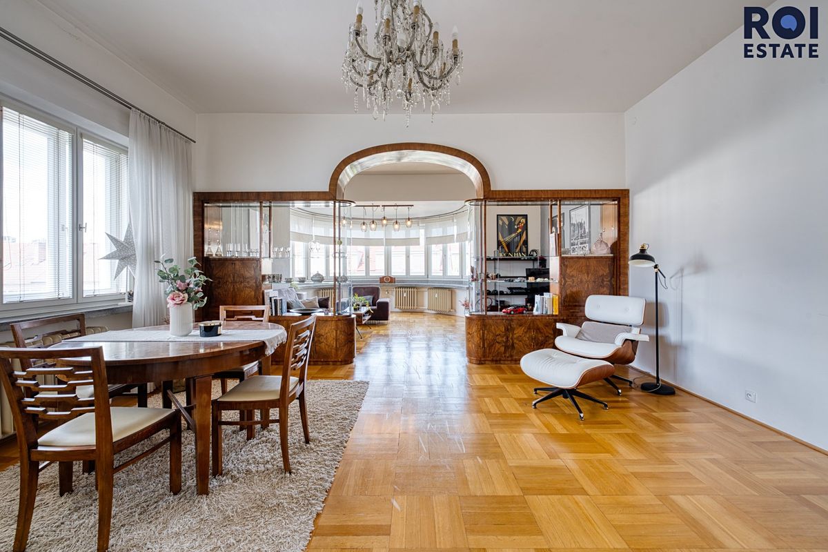 Prodej bytu 4+1 180 m²