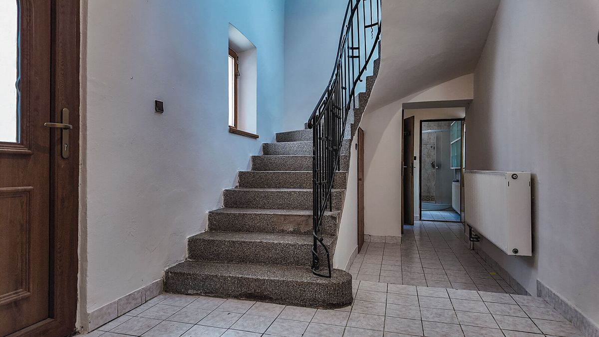 Prodej rodinného domu 140 m², pozemek 737 m² – fotografie 5