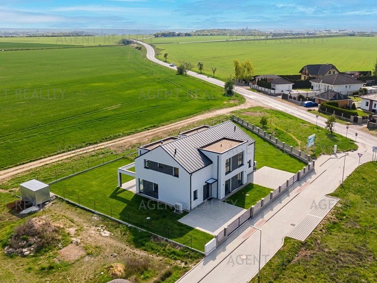 Будинок на продаж, 156 м² (42 з 43)