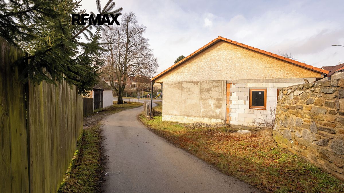 Prodej rodinného domu 124 m², pozemek 385 m² – fotografie 3