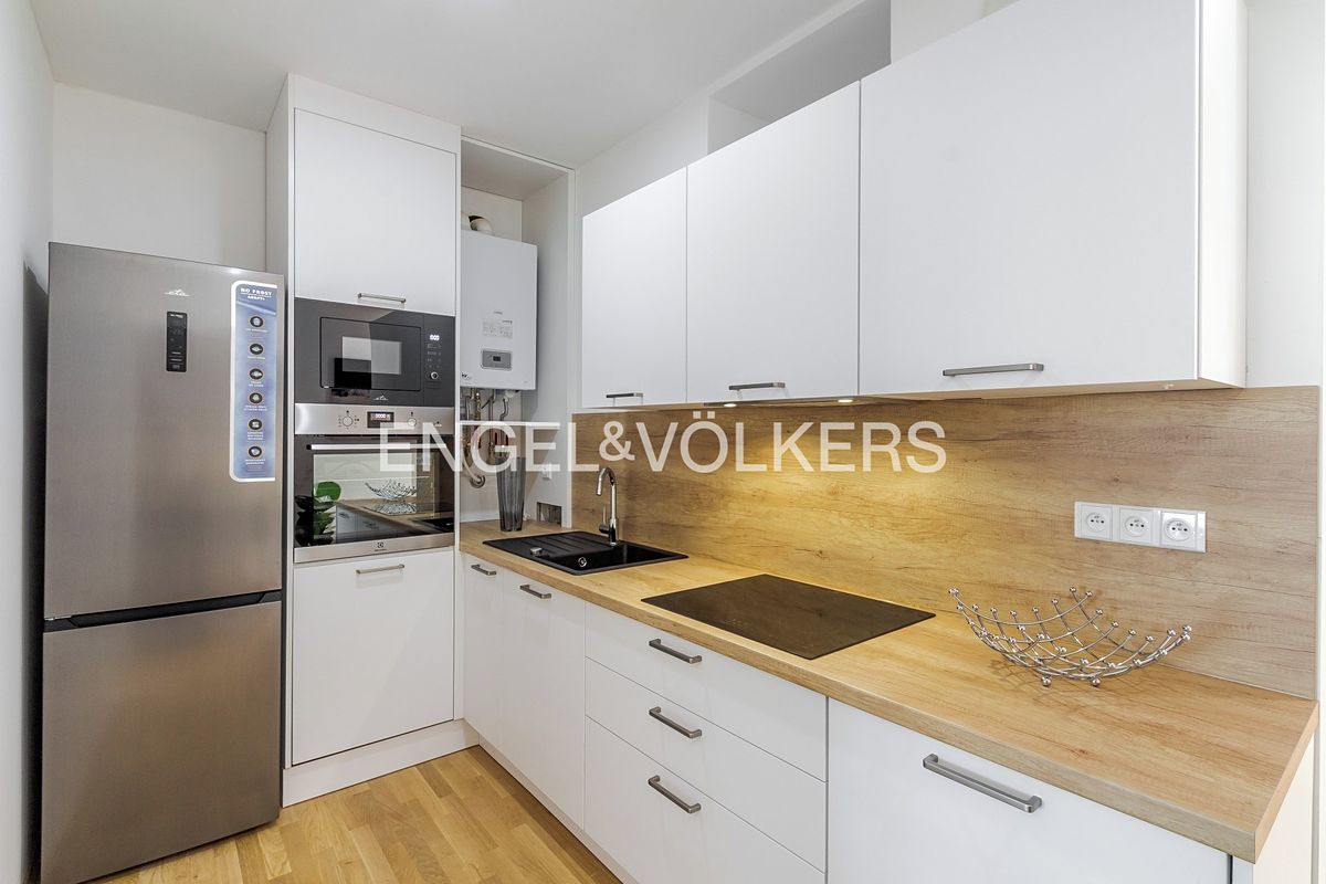 Pronájem bytu 2+1 55 m² – fotografie 3