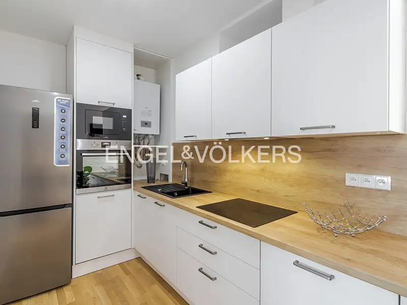 Pronájem bytu 2+1 55 m², Praha – náhled fotky 3