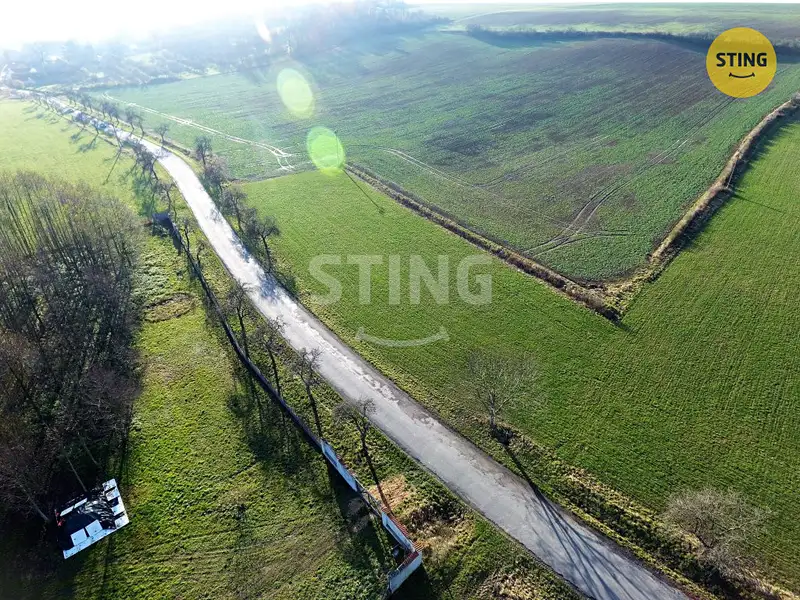 Prodej stavebního pozemku 1167 m², Lozice – náhled fotky 3