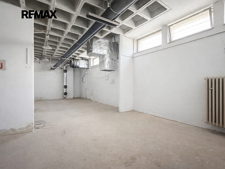 Комерційне приміщення в оренду, 290 м² (7 з 15)