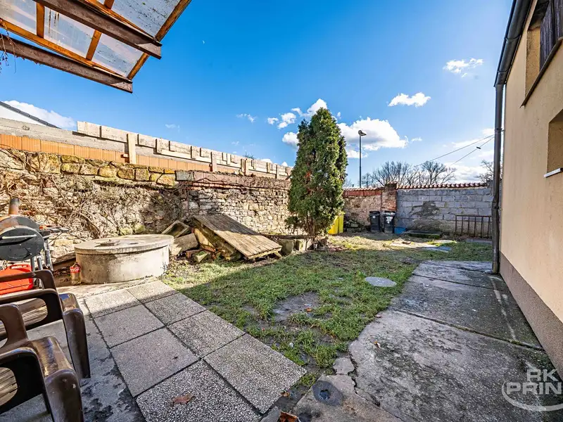 Prodej rodinného domu 178 m², pozemek 225 m², Mochov – náhled fotky 2
