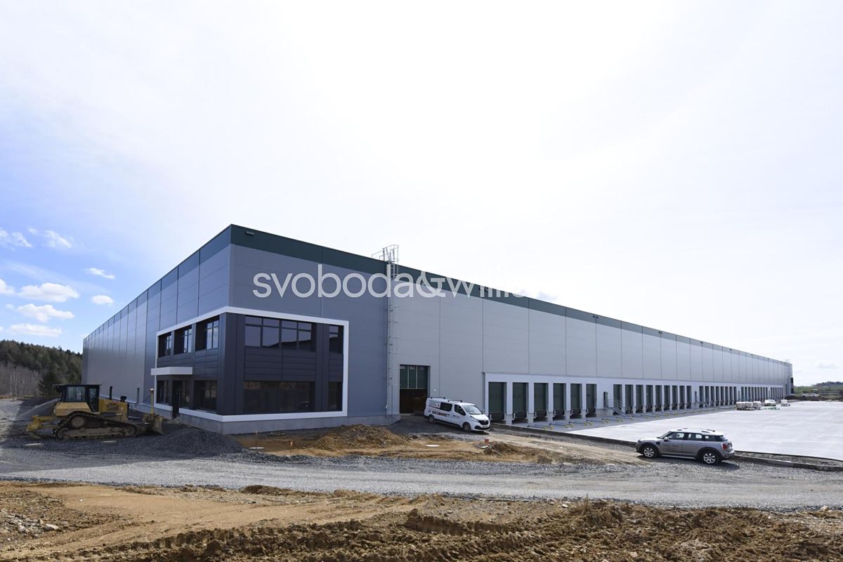 Pronájem skladového prostoru 5943 m² – fotografie 2