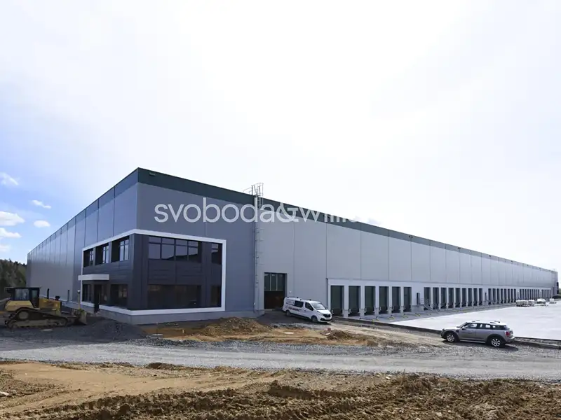 Pronájem skladového prostoru 5943 m², Ostředek – náhled fotky 2