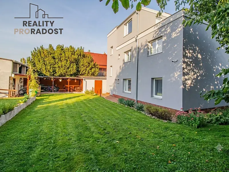 Prodej bytu 3+1 110 m², Teplice – náhled fotky 2