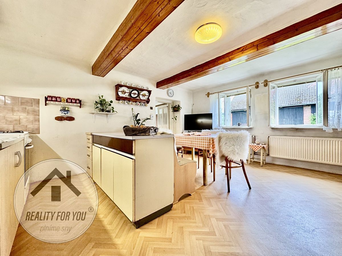 Prodej rodinného domu 117 m², pozemek 1185 m² – fotografie 5