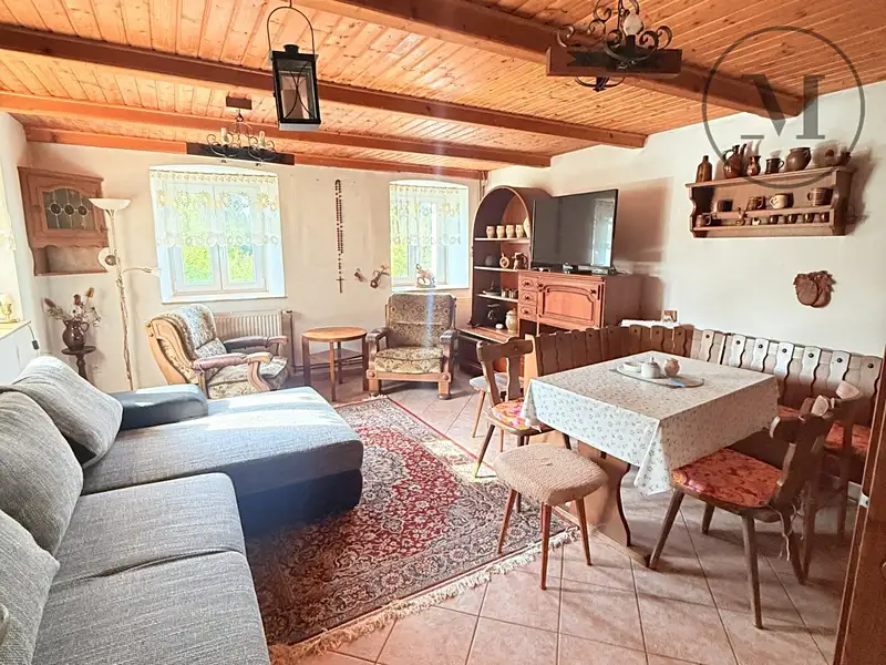 Prodej chalupy 190 m², pozemek 939 m², Komařice – náhled fotky 2