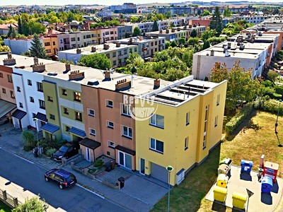 Pronájem bytu 1+kk 40 m²