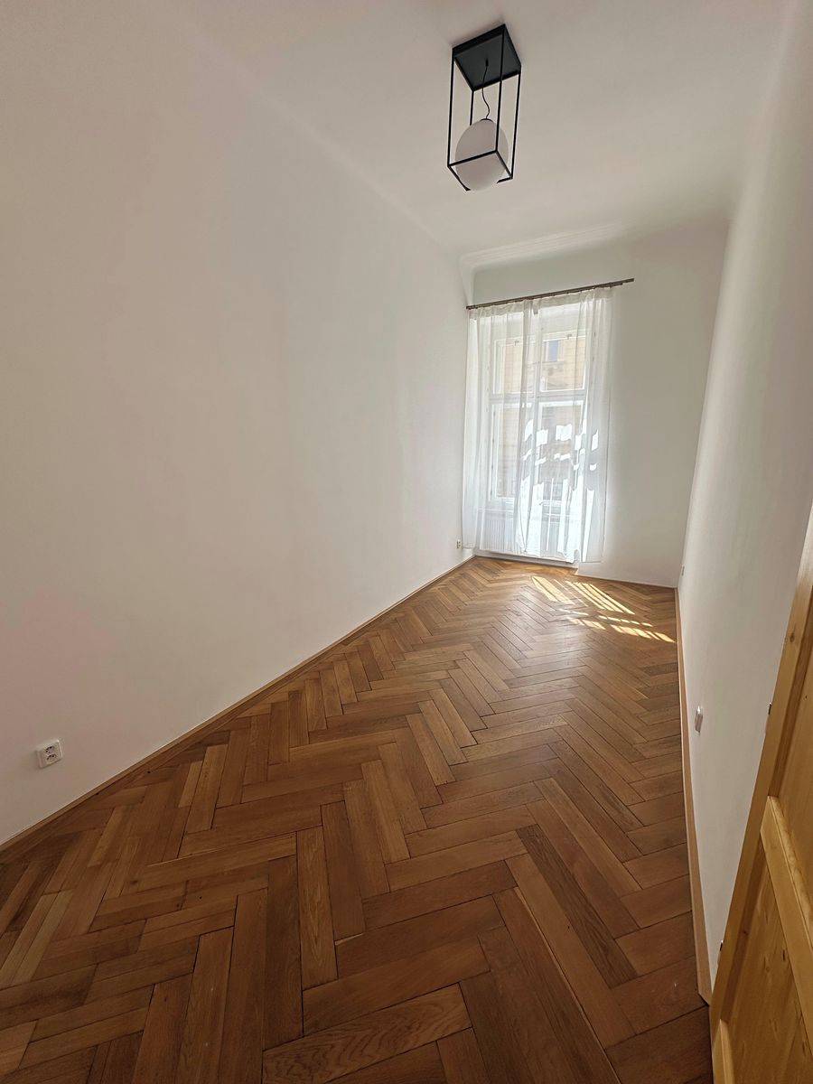 Pronájem bytu 4+1 120 m² – fotografie 4