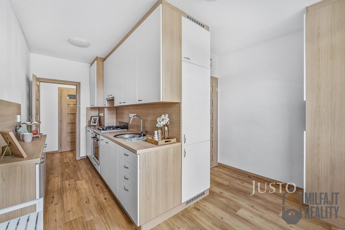 Prodej bytu 3+1 80 m² – fotografie 3
