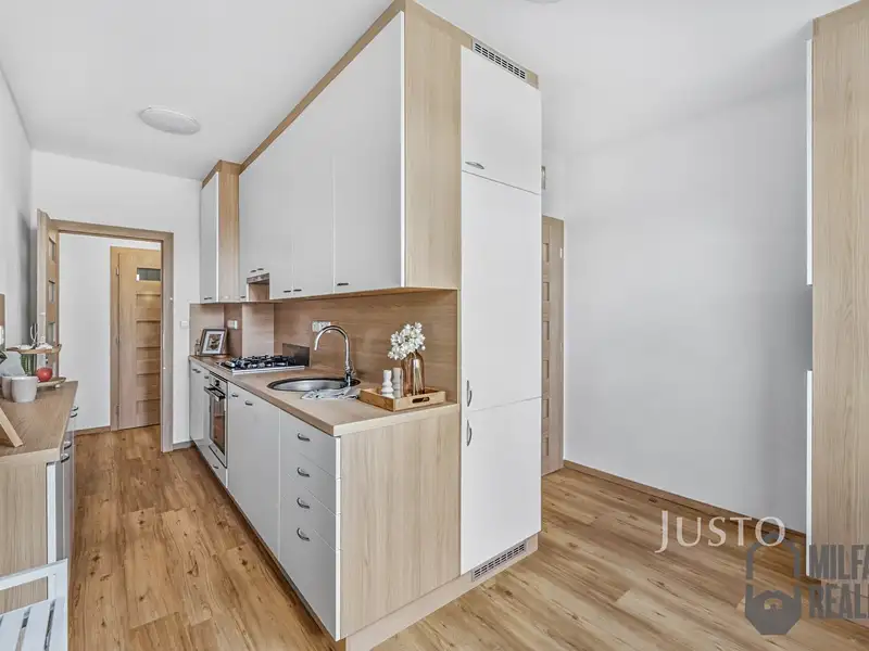 Prodej bytu 3+1 80 m², Liberec – náhled fotky 3