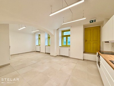 Pronájem bytu 3+kk 85 m²