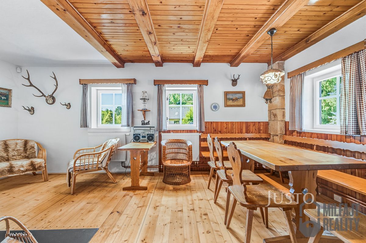 Prodej rodinného domu 140 m², pozemek 6835 m² – fotografie 4