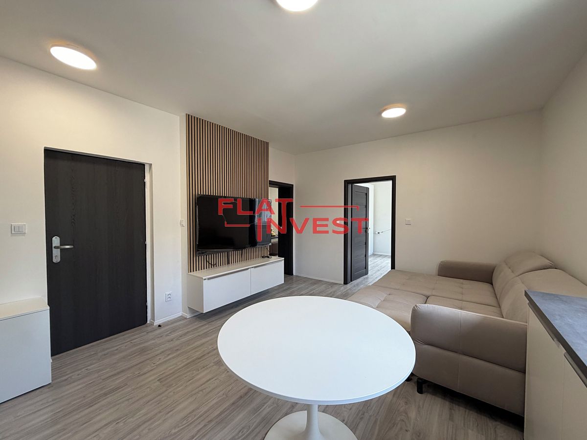 Pronájem bytu 2+kk 75 m²