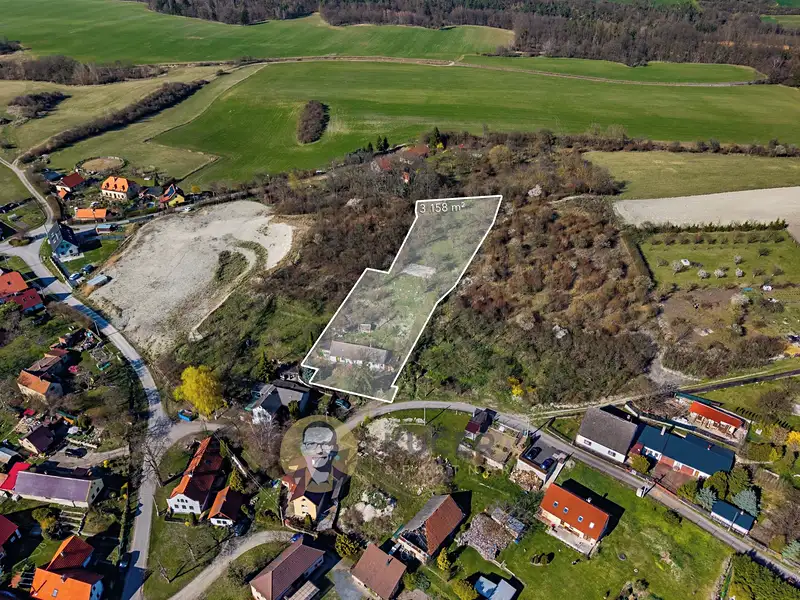 Prodej stavebního pozemku 3158 m², Střemy – náhled fotky 2