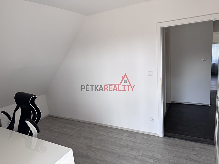 Prodej domu, 188 m² (22 z 38)