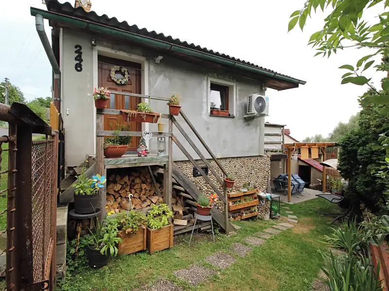 Prodej chaty 50 m², pozemek 133 m², Třebívlice – náhled fotky 1