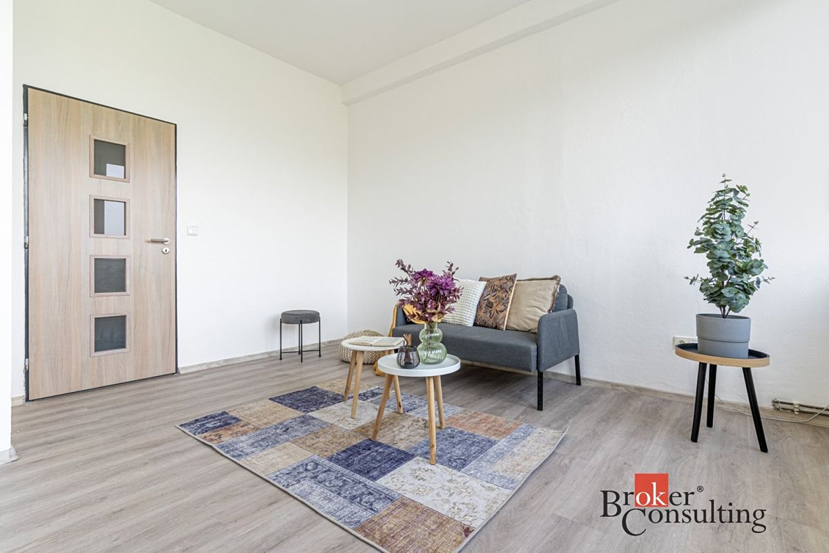 Pronájem bytu 3+kk 68 m² – fotografie 4