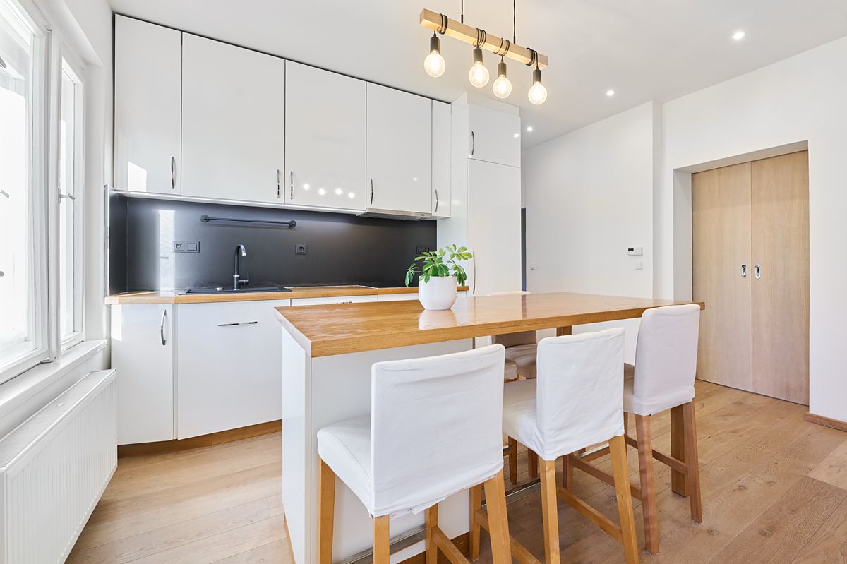 Prodej bytu 4+kk 82 m²