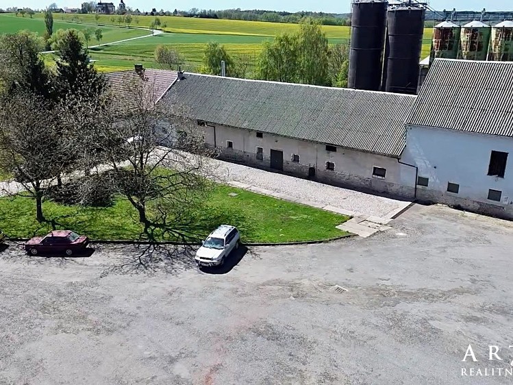 Prodej komerčního prostoru, 1 528 m² (5 z 21)