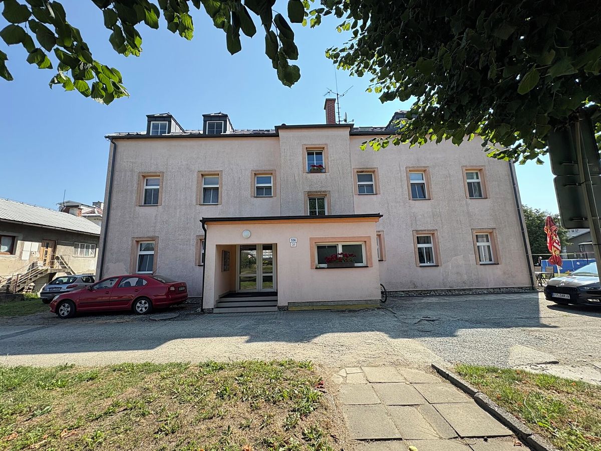 Pronájem bytu 4+kk 87 m²