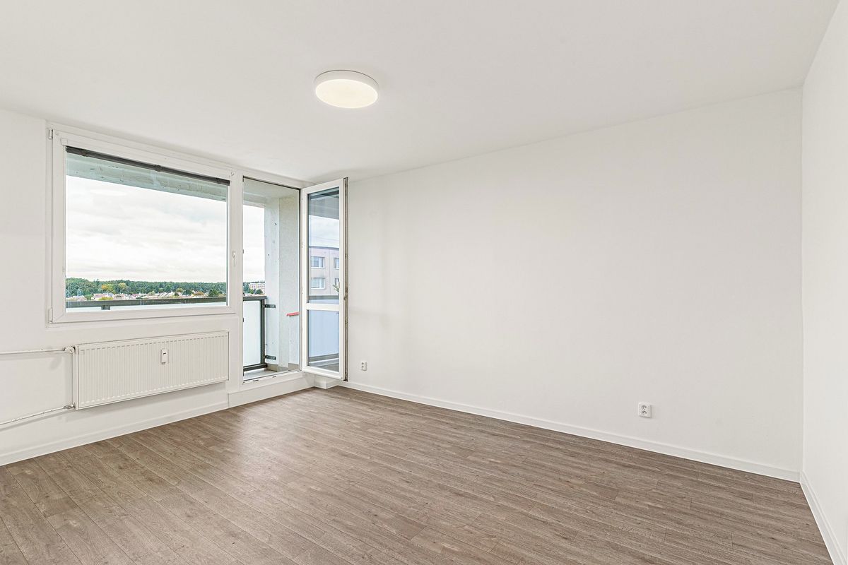 Pronájem bytu 1+kk 27 m² – fotografie 3