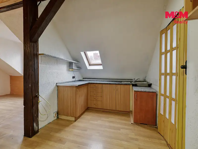 Prodej bytu 2+1 92 m², Aš – náhled fotky 3
