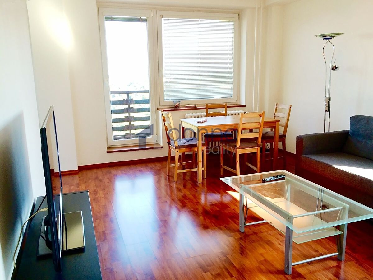 Pronájem bytu 2+kk 52 m² – fotografie 2