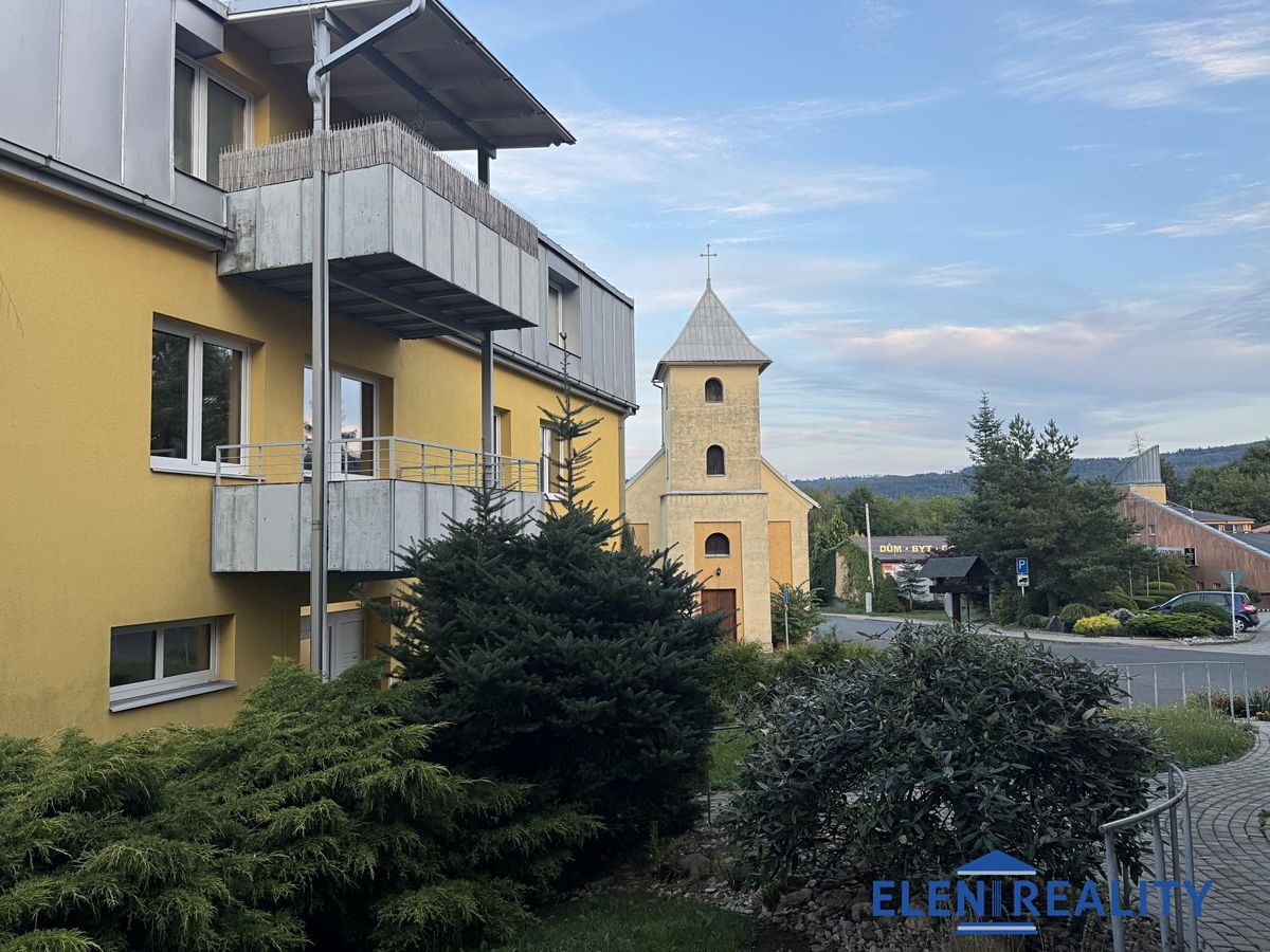 Pronájem bytu 2+kk 66 m²