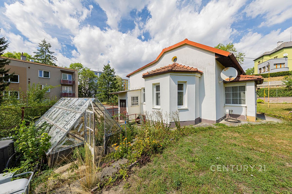 Prodej rodinného domu 150 m², pozemek 782 m² – fotografie 2
