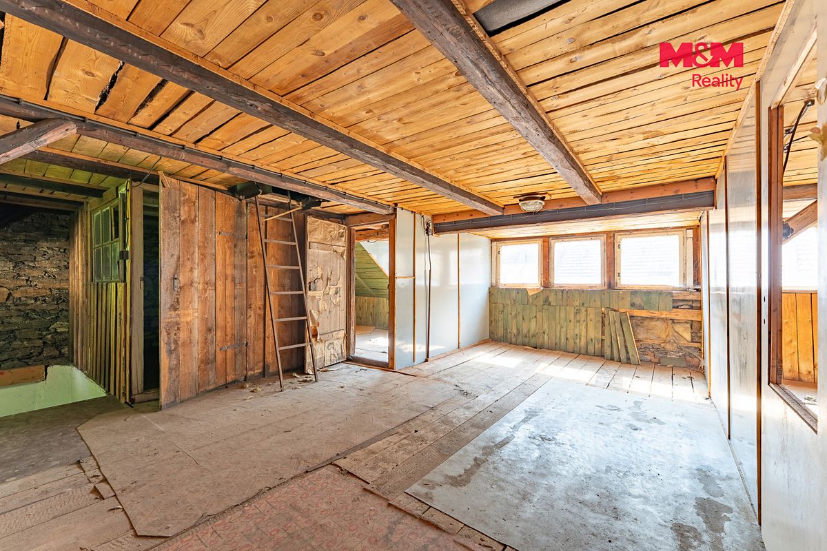 Prodej rodinného domu 213 m², pozemek 213 m² – fotografie 5