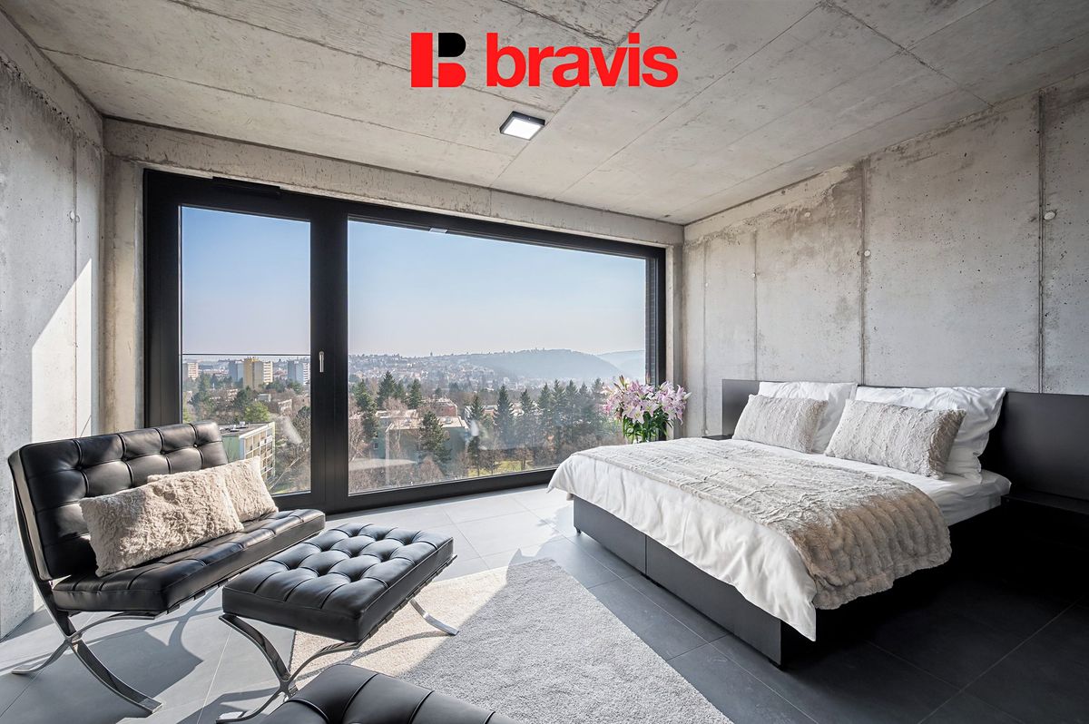 Pronájem bytu 1+kk 38 m²