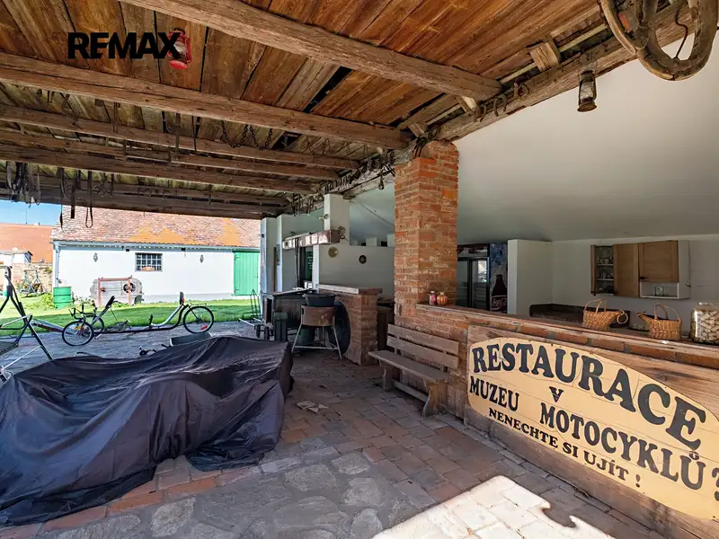 Prodej ubytovacího zařízení 1100 m², Lesná – náhled fotky 3