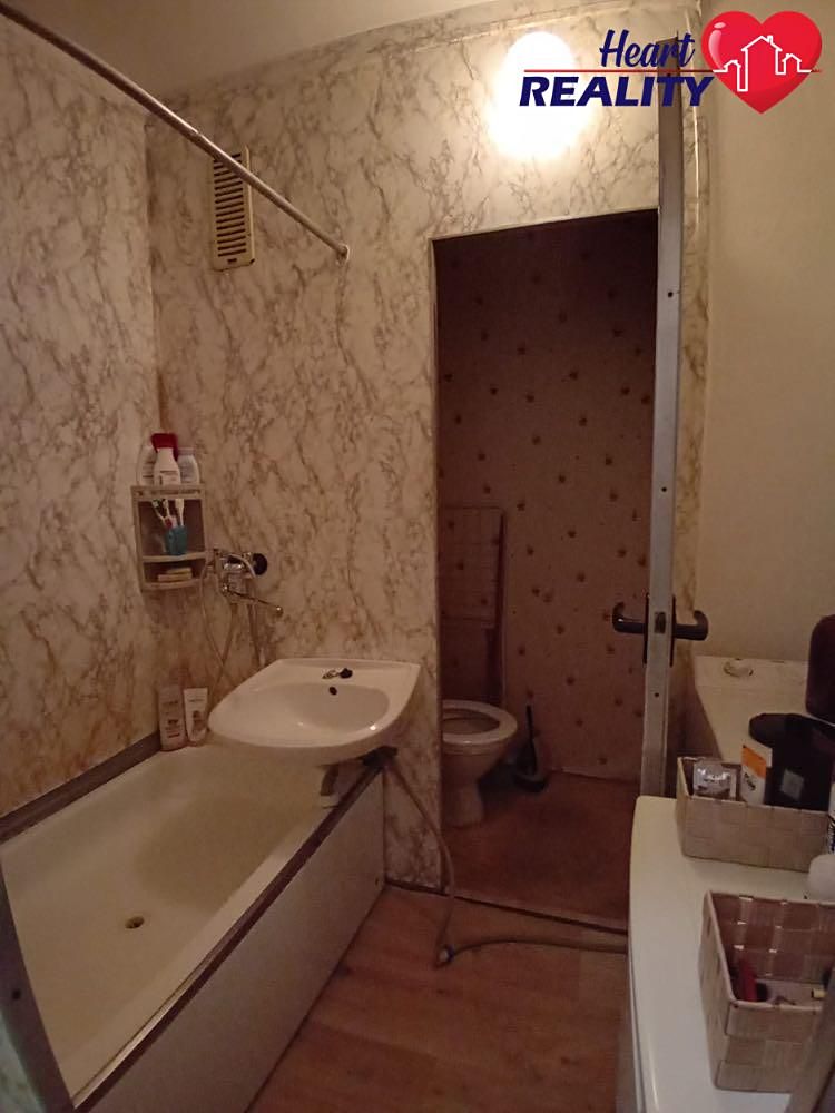 Pronájem bytu 1+kk 25 m² – fotografie 3