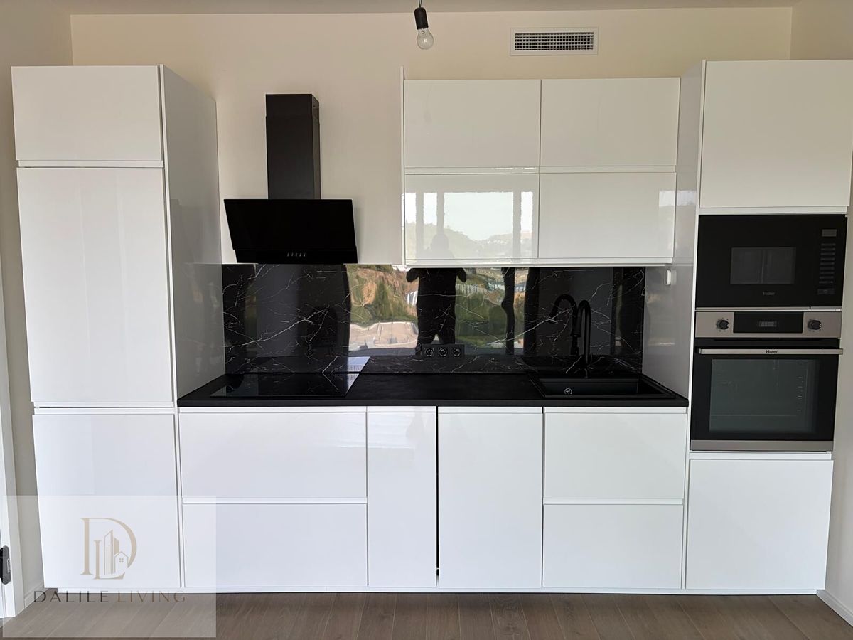 Pronájem bytu 2+kk 52 m² – fotografie 2
