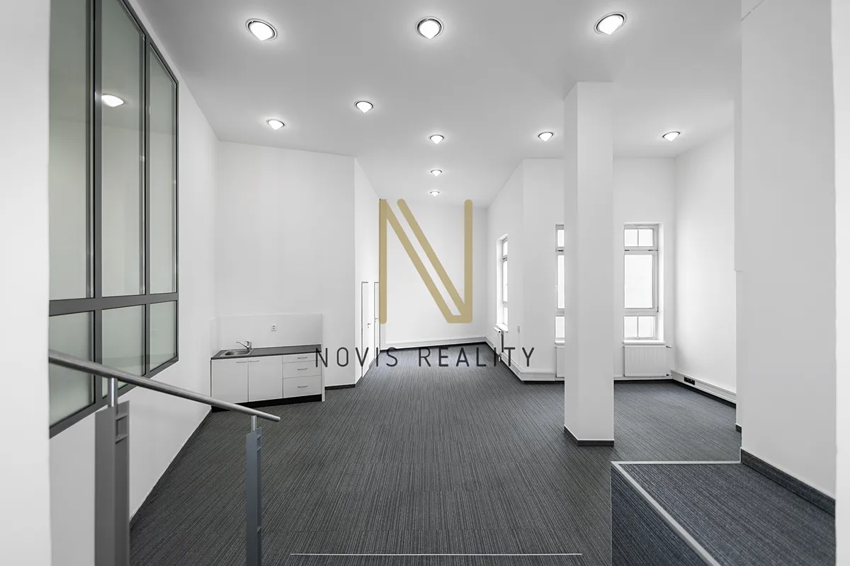 Pronájem kanceláře 140 m²
