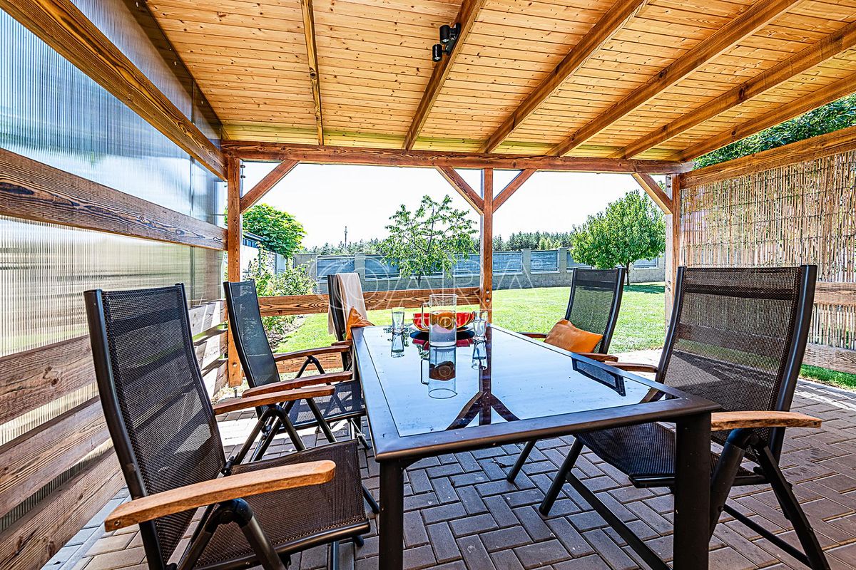 Prodej rodinného domu 111 m², pozemek 707 m² – fotografie 5