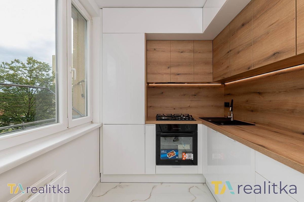 Prodej bytu 2+1 56 m²