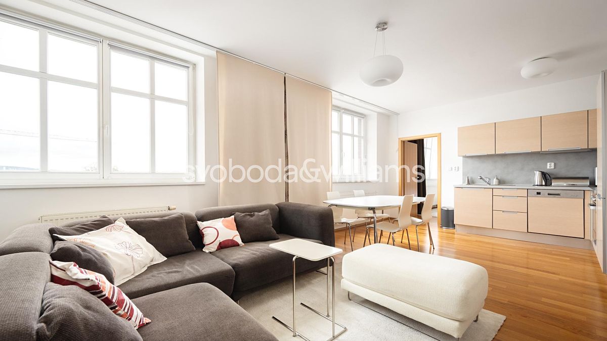 Pronájem bytu 2+kk 57 m²