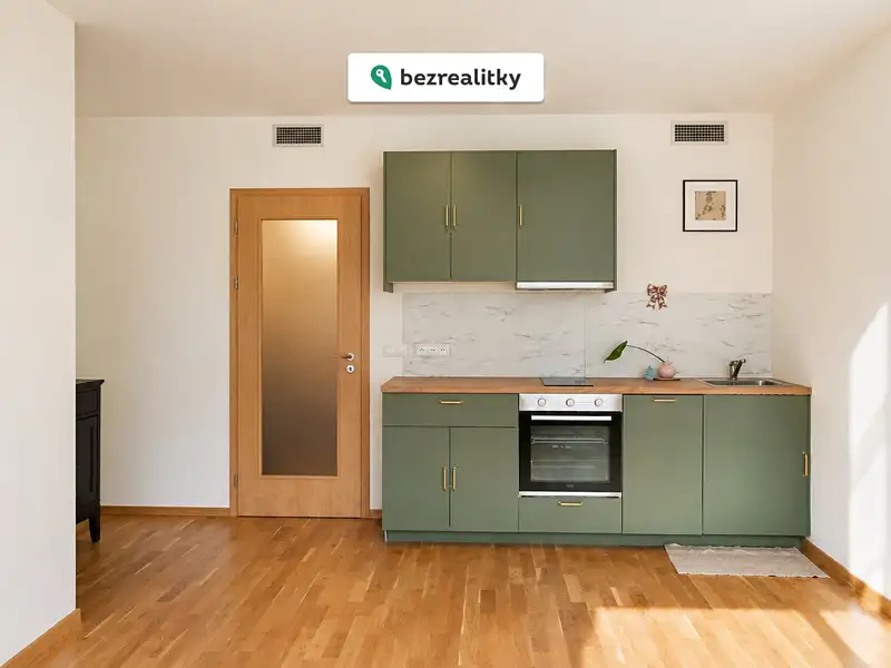 Prodej bytu 1+kk 34 m², Praha – náhled fotky 2