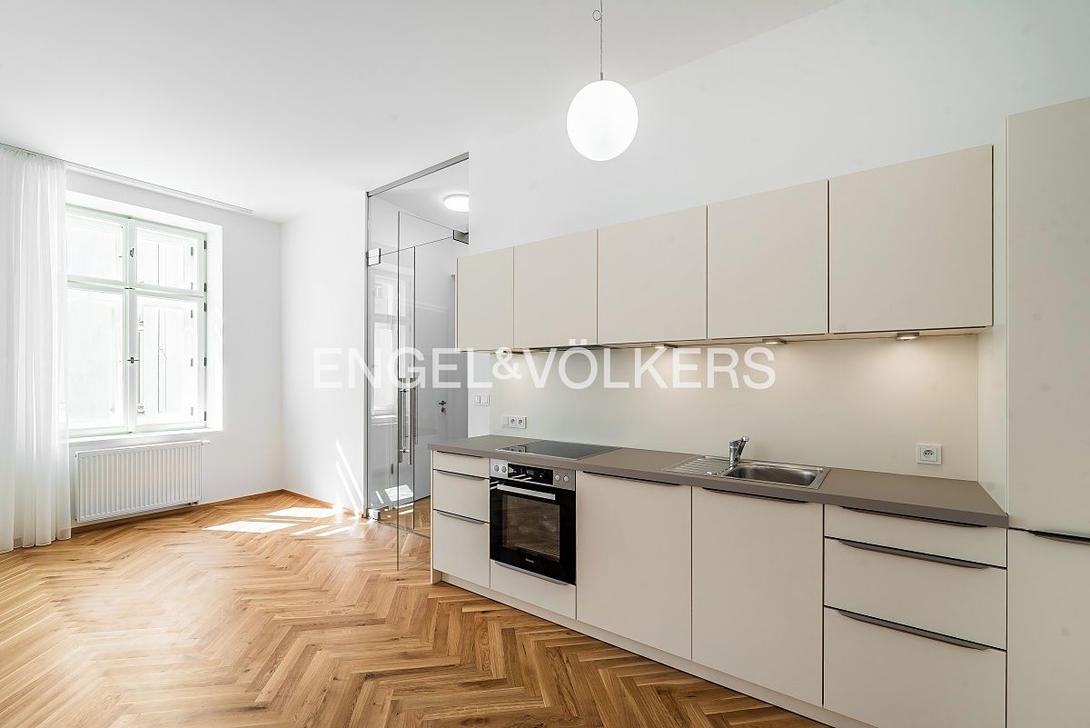 Pronájem bytu 3+kk 91 m² – fotografie 2