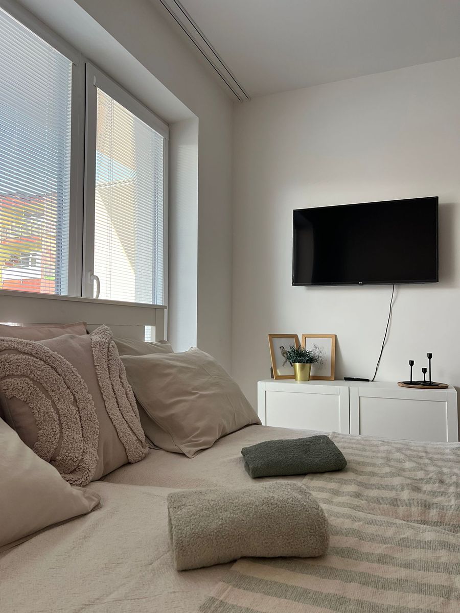 Pronájem bytu 1+kk 28 m²