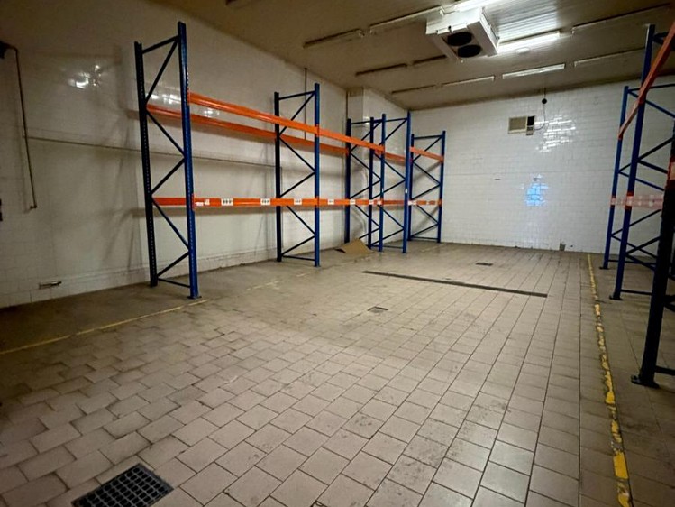 Комерційне приміщення в оренду, 200 м² (26 з 50)